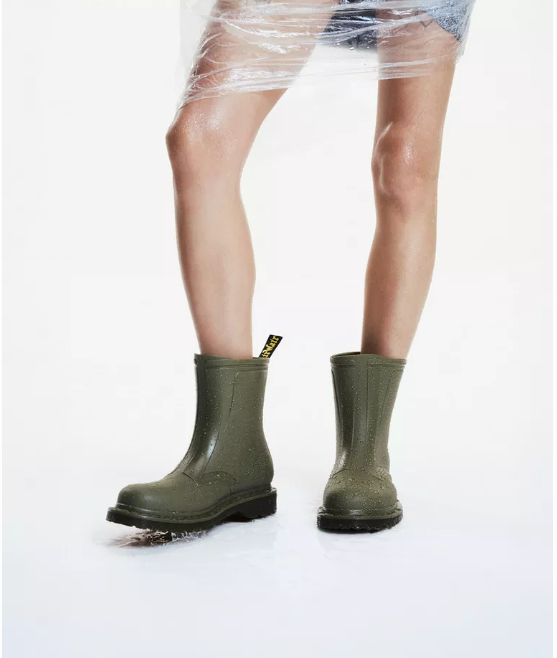 🔥今週の海外ストリート新作速報🔥Supreme最新ドロップ＆日本未発売ドクターマーチン、Air Jordan 12 “Taxi”再登場！【11/10更新】