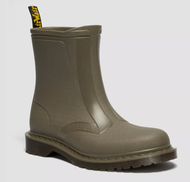 🔥今週の海外ストリート新作速報🔥Supreme最新ドロップ＆日本未発売ドクターマーチン、Air Jordan 12 “Taxi”再登場！【11/10更新】