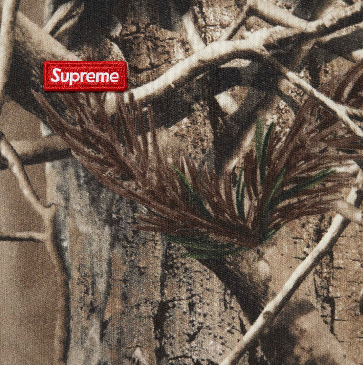 Supreme今週の新作まとめ|True Religionコラボが熱い!日本完売でも買える“海外購入術”【11/24更新】