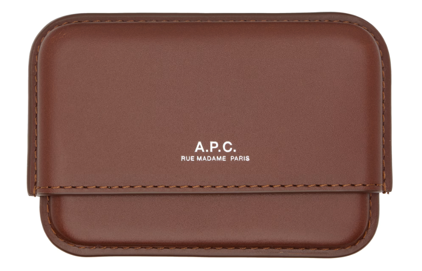 【2026年版】バレンタインは海外サイトがお得！海外通販が初めてでも安心！人気アイテムをBuy＆Shipで賢く購入,SSENSE（エッセンス）,macy’s(メイシーズ）,NORDSTROM（ノードストローム）JOMASHOPamazon US,A.P.C. Carta Card Holder